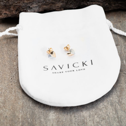 Kolczyki serce Savicki: złote, diamenty